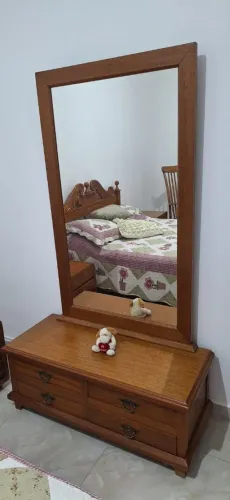 Penteadeira de madeira cerejeira 