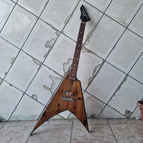 Guitarra Fly V Custom Evil S. Guitars