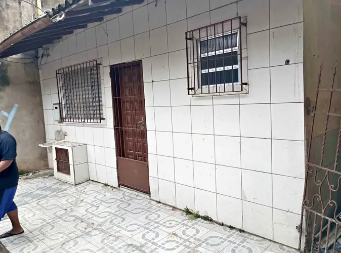 ~ Casa no bairro Fé em Deus 
