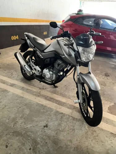 Honda CG Fan 160 2023 - Impecável!
