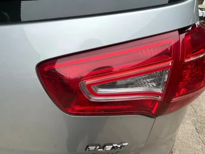 LANTERNA DIREITA TAMPA KIA SPORTAGE 2013/2014