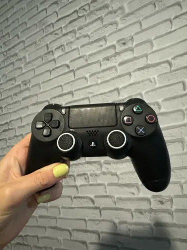 Controle PlayStation 4 original em estado de novo