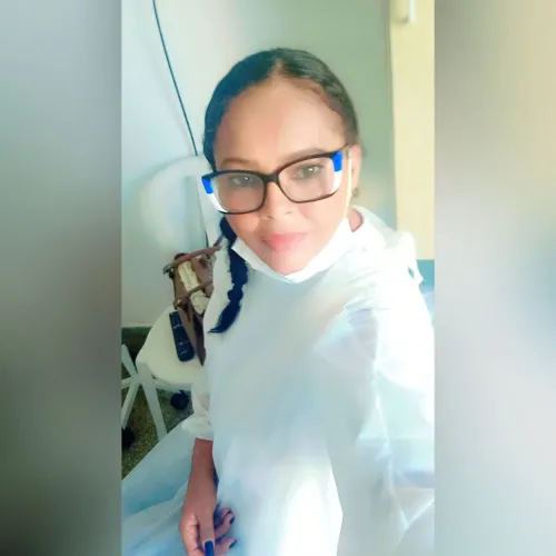 Cuidadora de idosos acompanhante hospitalar