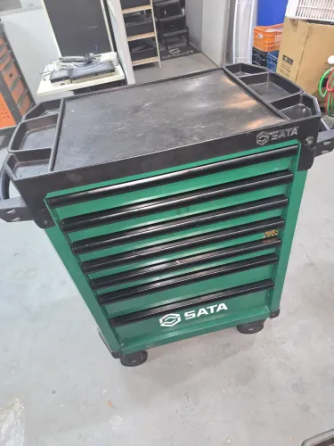 Carrinho de ferramentas SATA profissional