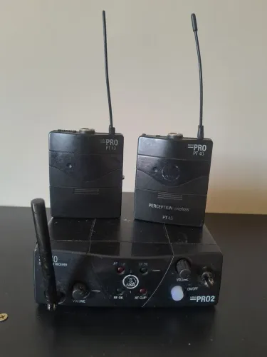 Transmissor AKG mini duplo. 