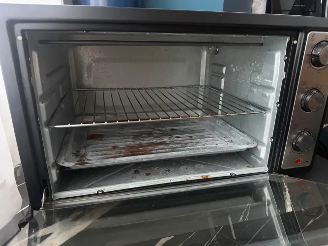 Forno Elétrico Philco 60L Preto Inox 4 Resistências PFE60I