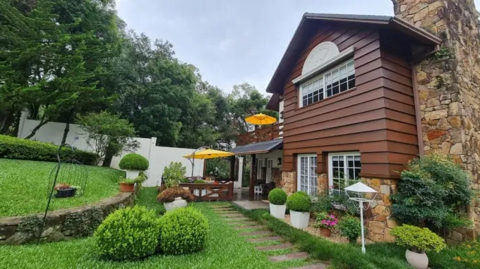 Casa com 5 dormitórios à venda - Parque das Hortênsias - Canela/RS