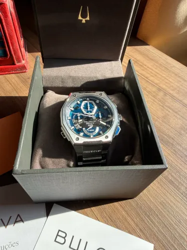 Relógio Bulova precisionist X Semi novo 