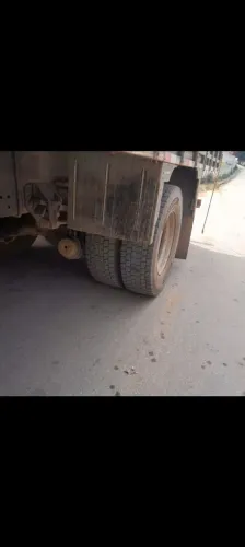Caminhão boiadeiro.