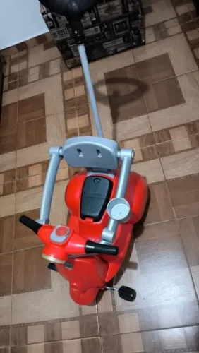 VENDO: Triciclo Infantil Tipo Scooter (Cotiplás) - Vermelho