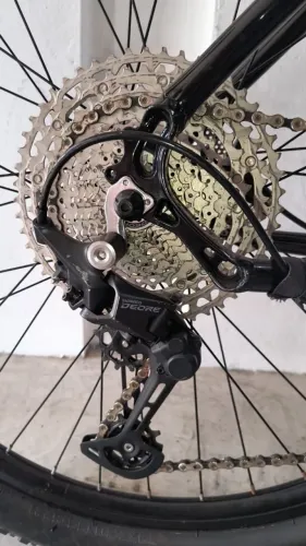 Bike mtb quadro 19 muito nova groove