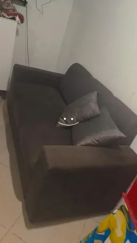 Sofá 2 lugares 250 almofadas acompanhar