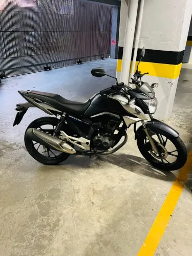 Honda CG 160 Titan 2022 Apenas 12.000 km