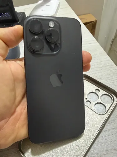 iPhone 15 Pro Black Titanium 128GB | Único Dono | Caixa Completa | Impecável