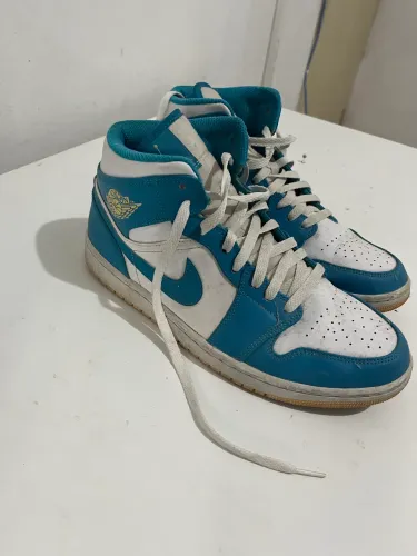 Air jordan mid azul-turquesa 
