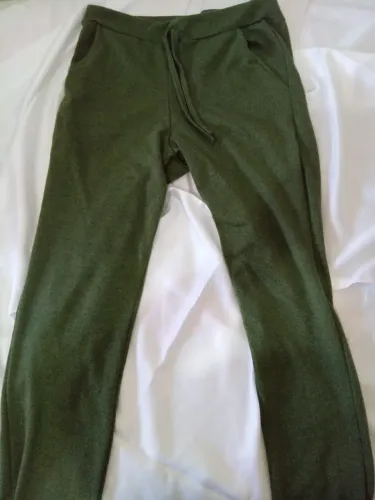 Calça musgo