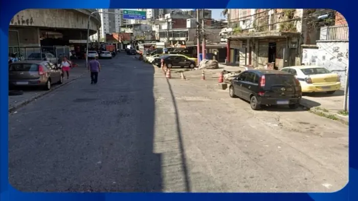 TERRENO COM BENFEITORIAS - Avenida Dom Helder Câmara, 3643, Del Castilho, Rio de Janeiro/R