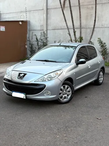 Peugeot 207 XR Sport 1.4 Flex 8V 5P 2011