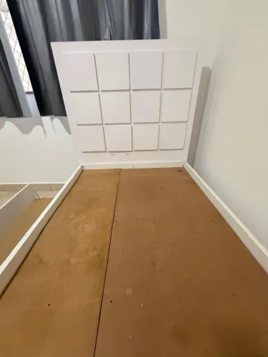 Cama box solteiro.