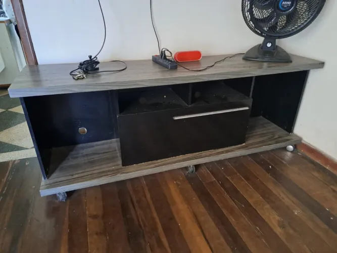 Rack tv