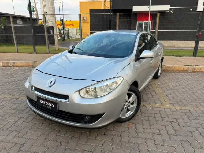 Renault Fluence Sed. Dynamique 2.0 16V Flex Aut. 2014