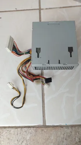 Fonte de energia Dell