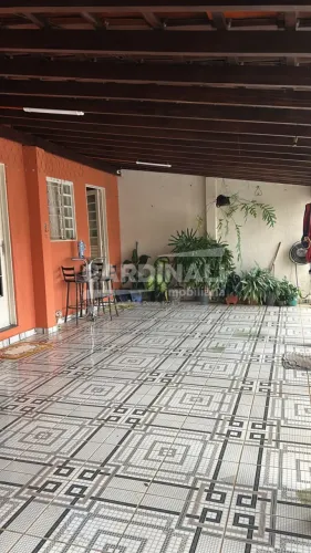 Casa a venda em Ibaté!