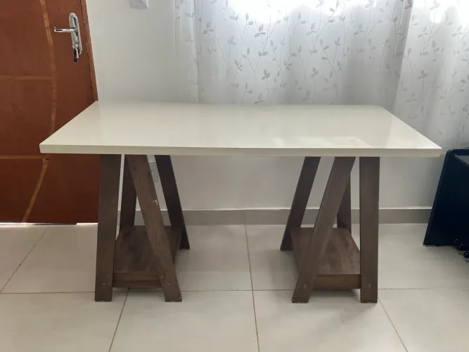 Vendo - Mesa de estudos