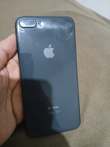 Vendo ou troco iPhone 8 Plus 