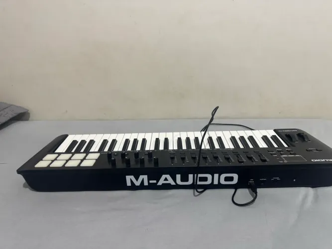 Controlador M-áudio oxigen49