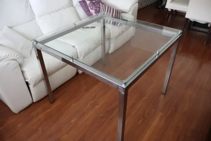 Mesa de Inox e Vidro em excelente estado!