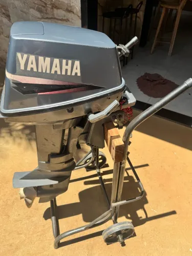 Motor Yamaha 8 hp 2011