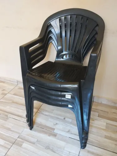 Cadeiras plástica 