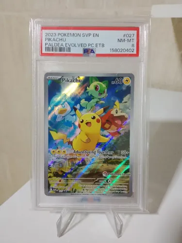 Pikachu Paldea Evolved ETB Promo 027 PSA 8 - Original Graduada