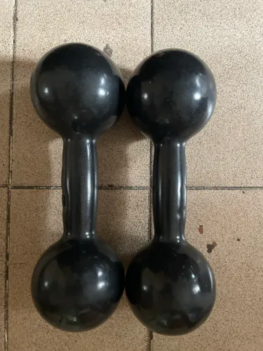 Halteres 10kg cada emborrachado venda par