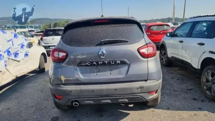 Captur 2019 1.6 automática