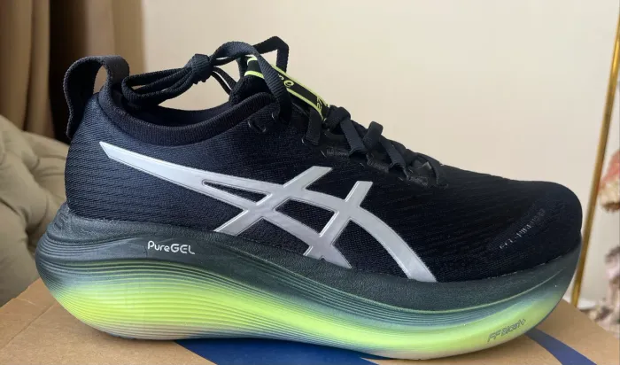 Tênis Asics Nimbus 27