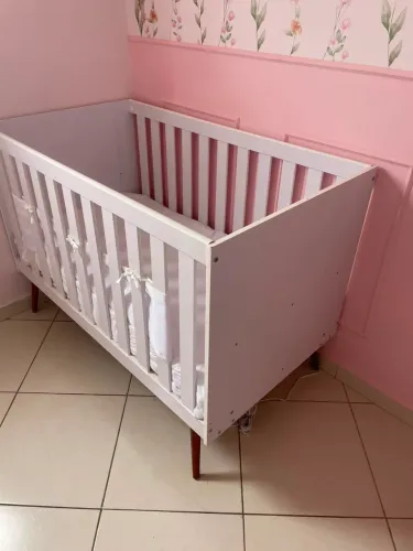 Berço Retrô Melinda Mobili + Colchão + Kit Mini Cama