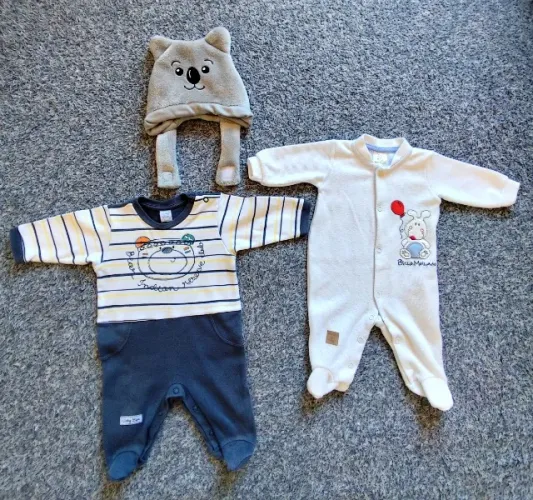 Kit roupinhas de MARCA e gorrinho para bebê RN!