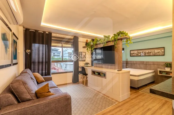 Casa com Piscina em Localização Privilegiada!