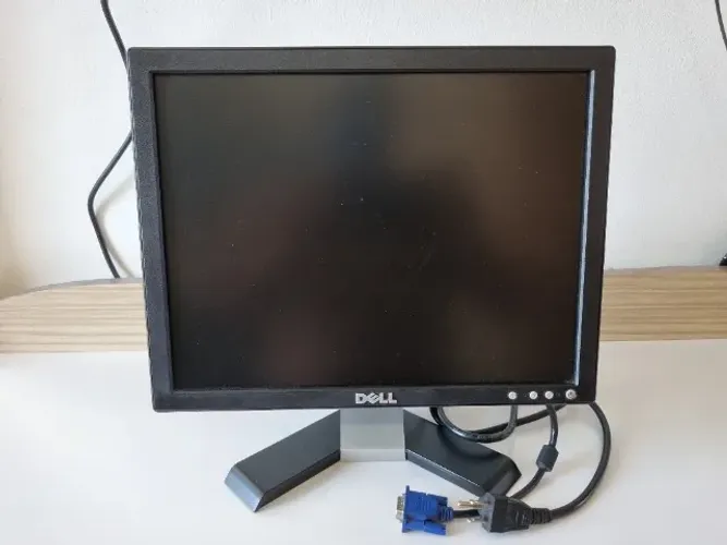 Monitor DELL 14" - E157FPc