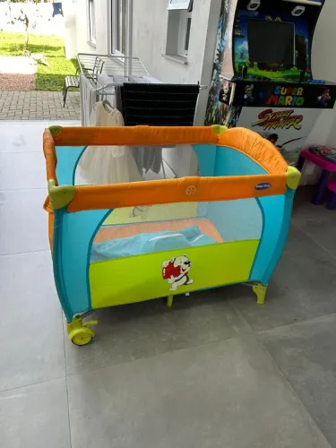 Berço desmontável e portátil Prime Baby com trocador