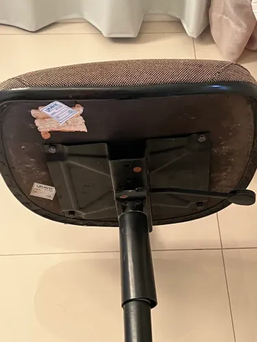 Cadeira giroflex usada