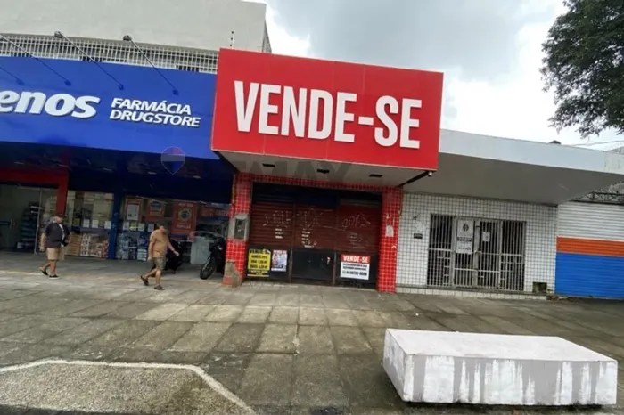 "Excelente Ponto Comercial na Vibrante Cidade Alta"