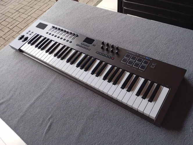 teclado controlador midi Nektar Impact LX 61