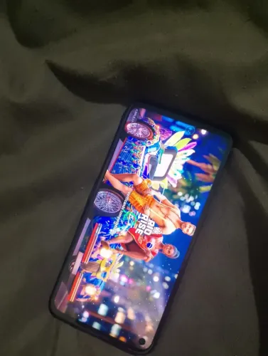 Motog8 power, bateria de 2 dias,e processador foda pra games
