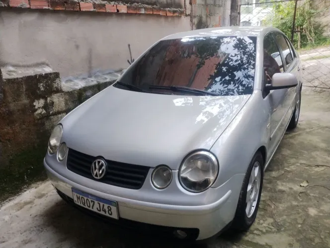 Volkswagen Polo Sedan 1.6 MI Total Flex 8V 4P 2006