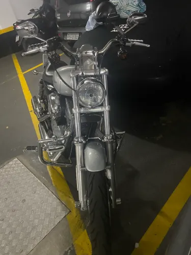 Harley 883 Custon