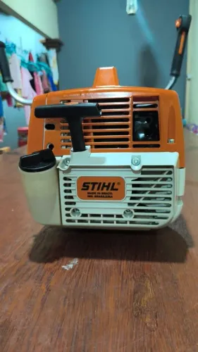 Roçadeira sthil f220