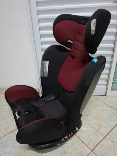 Cadeira Infantil para carro.